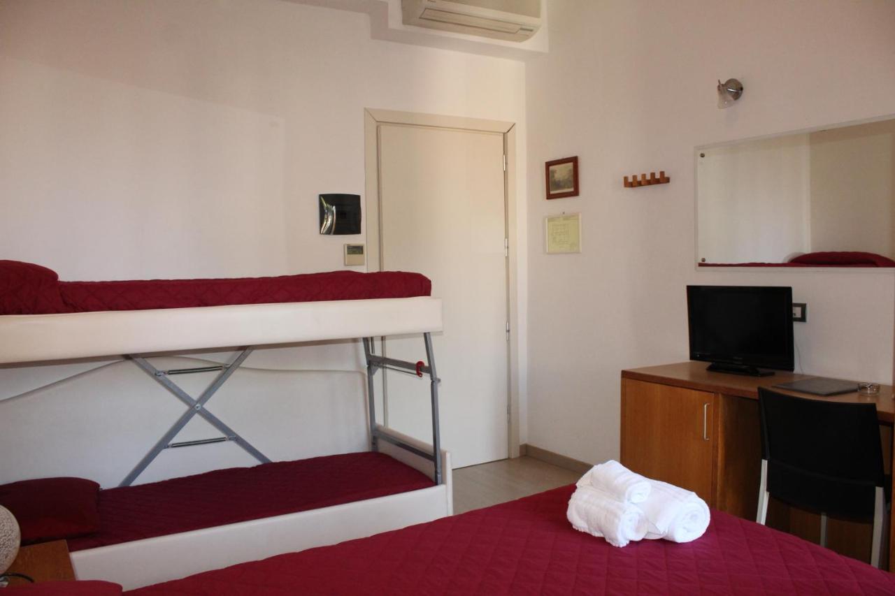 Hotel Morolli Rimini Eksteriør bilde