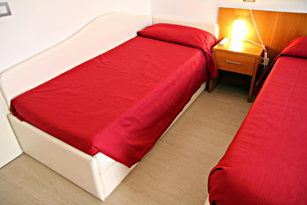 Hotel Morolli Rimini Eksteriør bilde