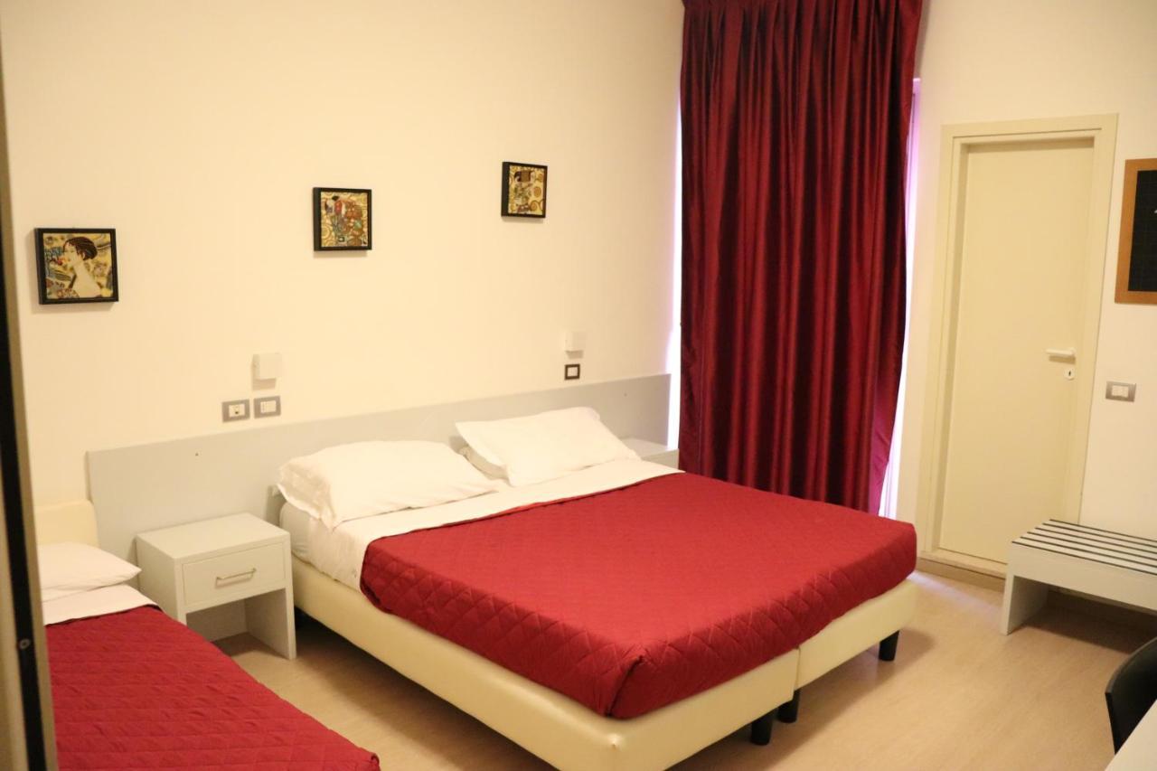 Hotel Morolli Rimini Eksteriør bilde