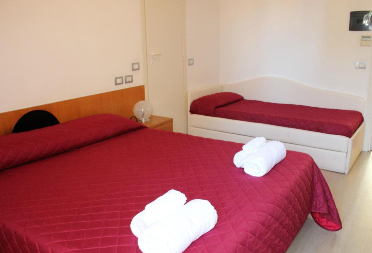Hotel Morolli Rimini Eksteriør bilde