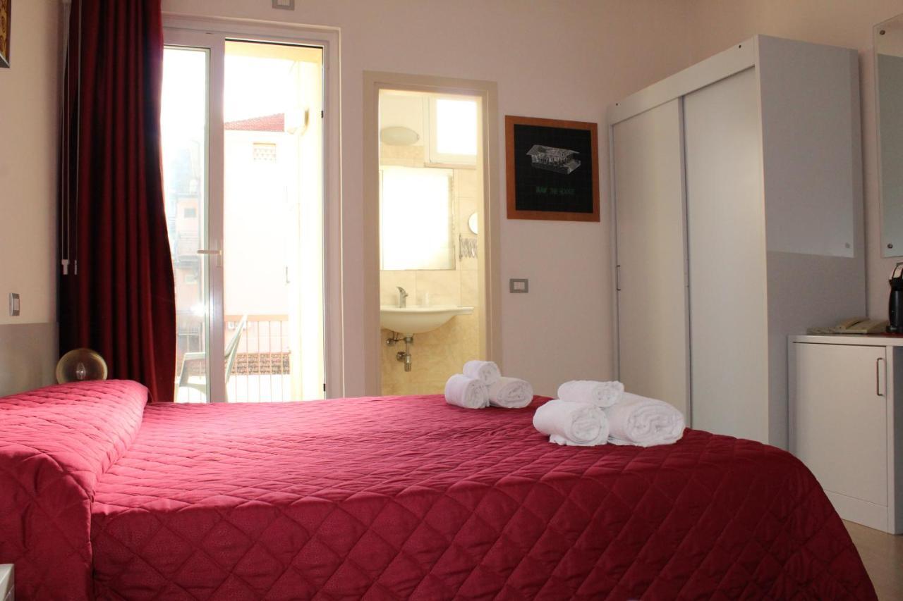 Hotel Morolli Rimini Eksteriør bilde