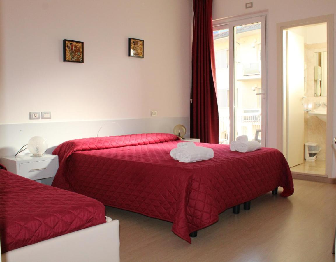 Hotel Morolli Rimini Eksteriør bilde