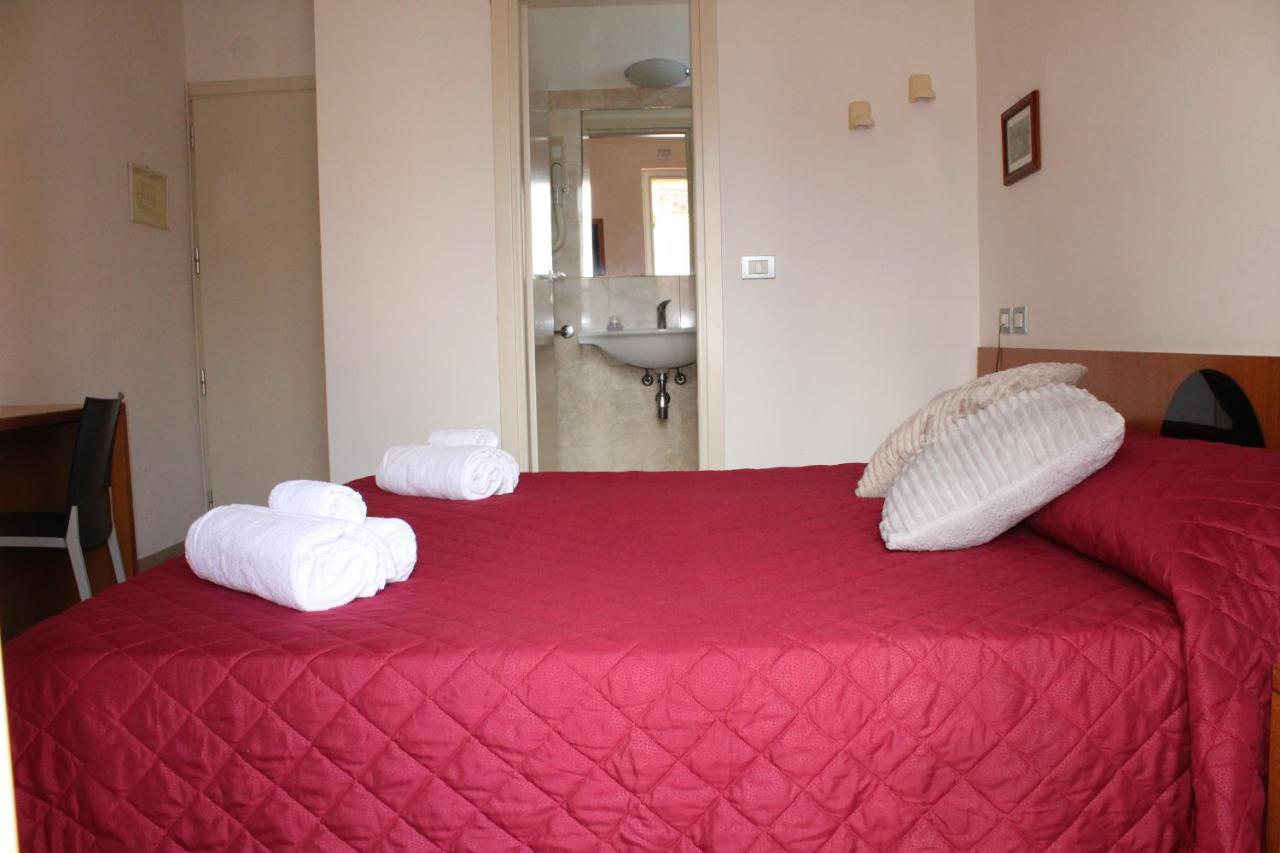 Hotel Morolli Rimini Eksteriør bilde