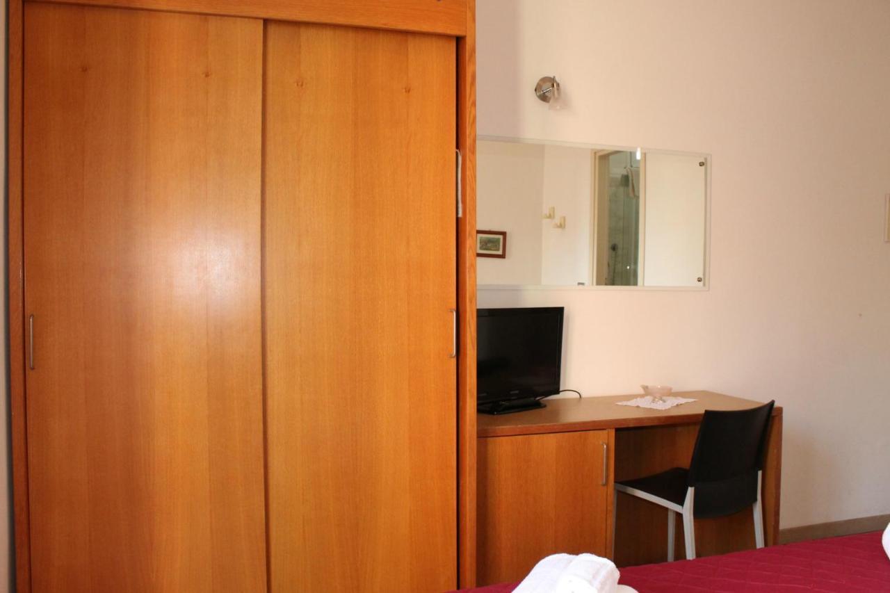 Hotel Morolli Rimini Eksteriør bilde